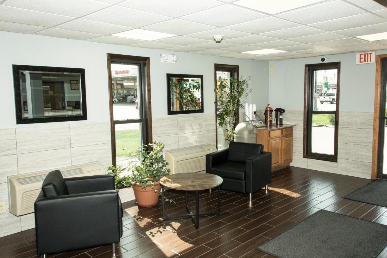 Super 8 By Wyndham Michigan City Extérieur photo